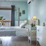 Astounding Seafront Kefalonia 3 Bedrooms Alegria Private Pool Миния